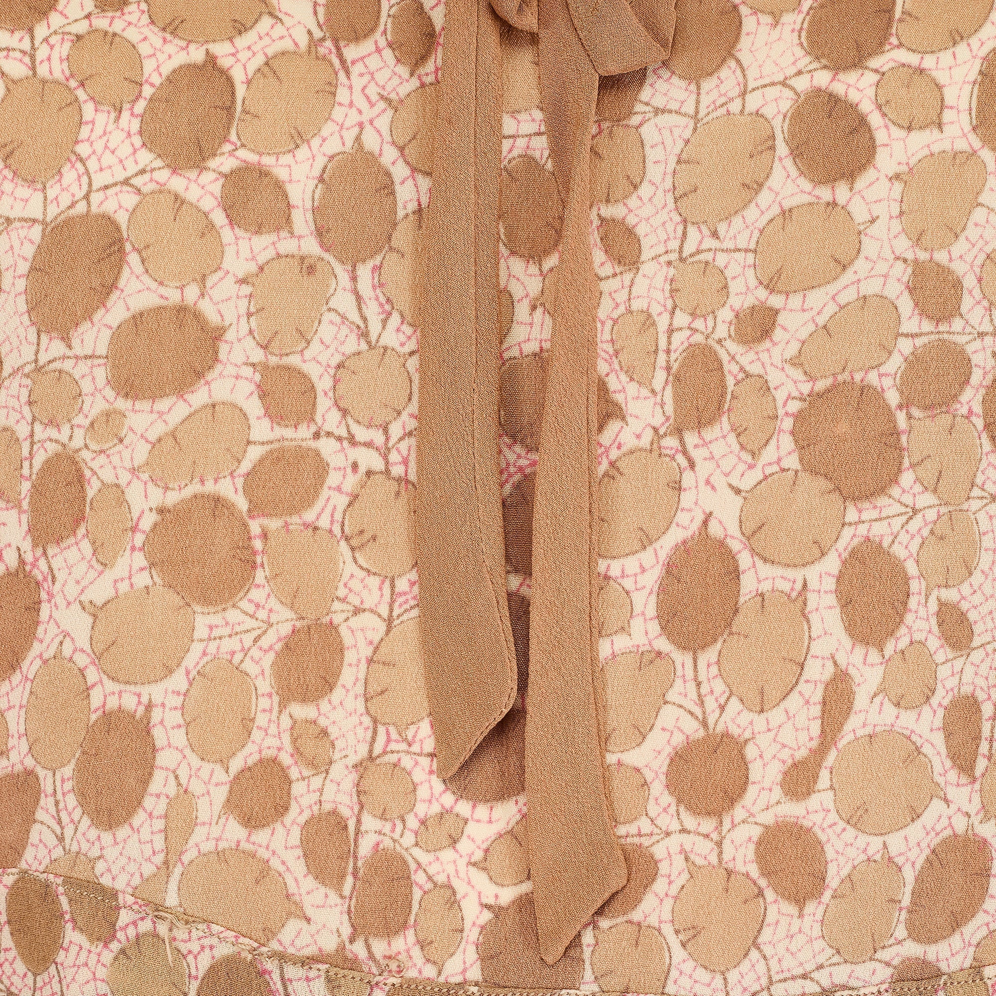 1920s Pale Brown Leaf Print Silk Blouse with Tie-Neck - Image 4