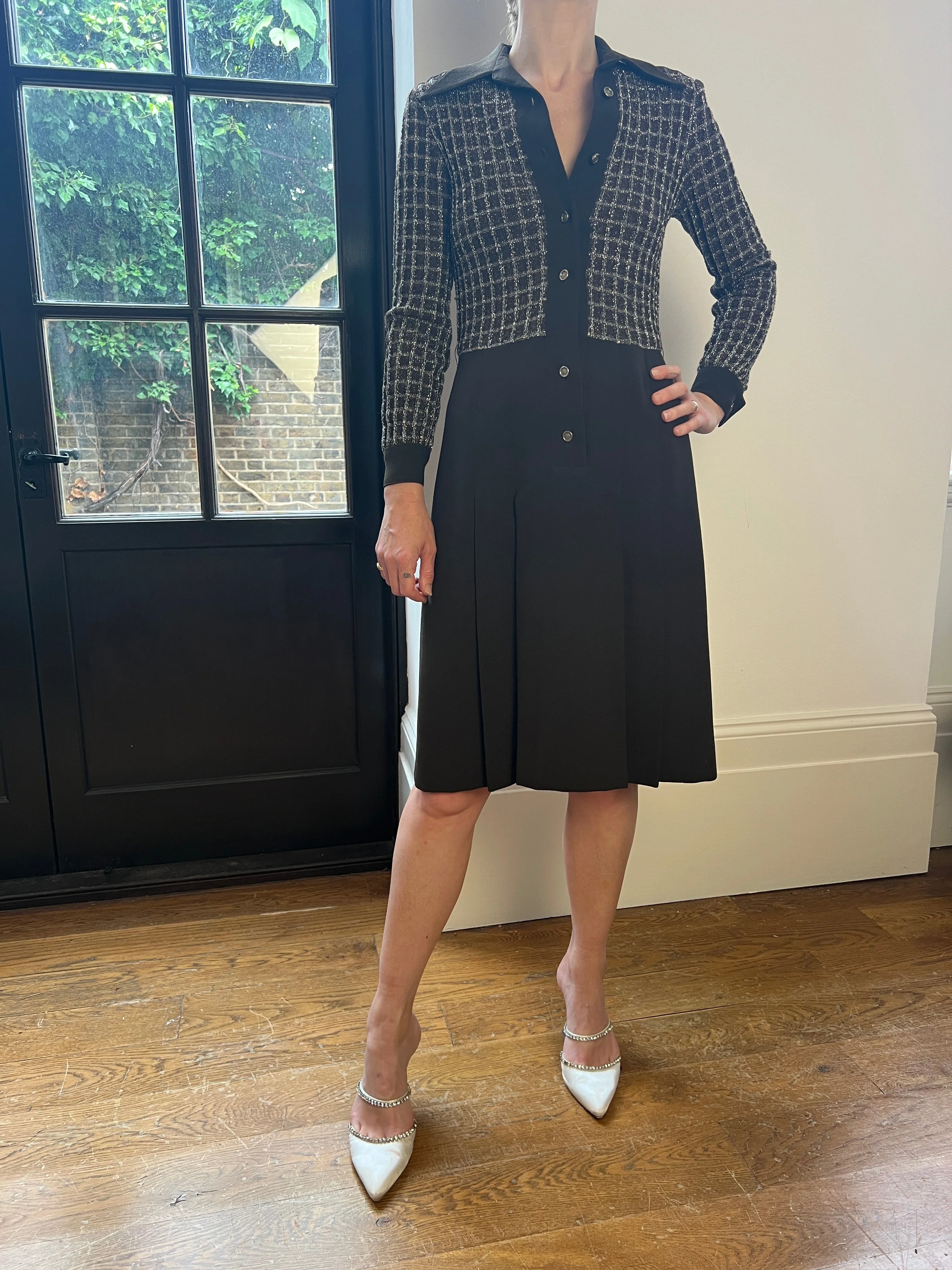 1970s Pisanti Brown Dress with Wide Lapel Detail and Lame Bodice - Image 7