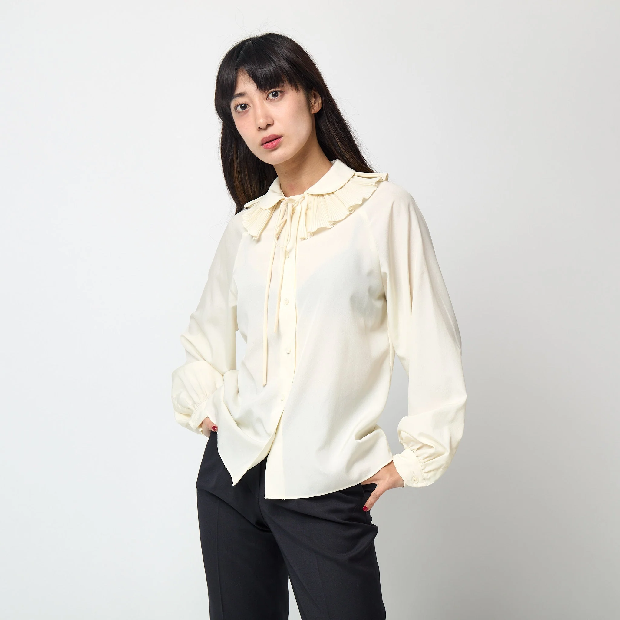 1970s Zandra Rhodes Cream Blouse with Removable Ruffle Collar - Image 25
