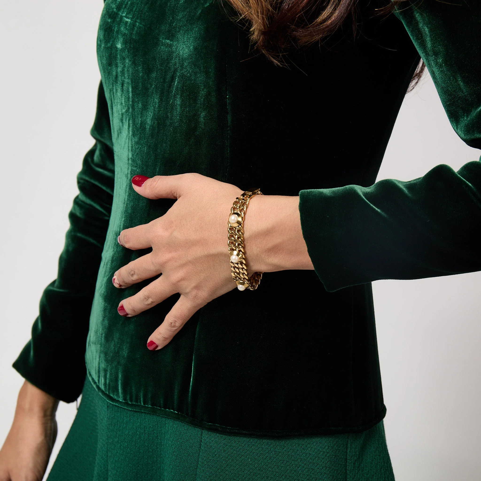 1980s Double Chain Link Bracelet with Pearl Inserts - Image 3