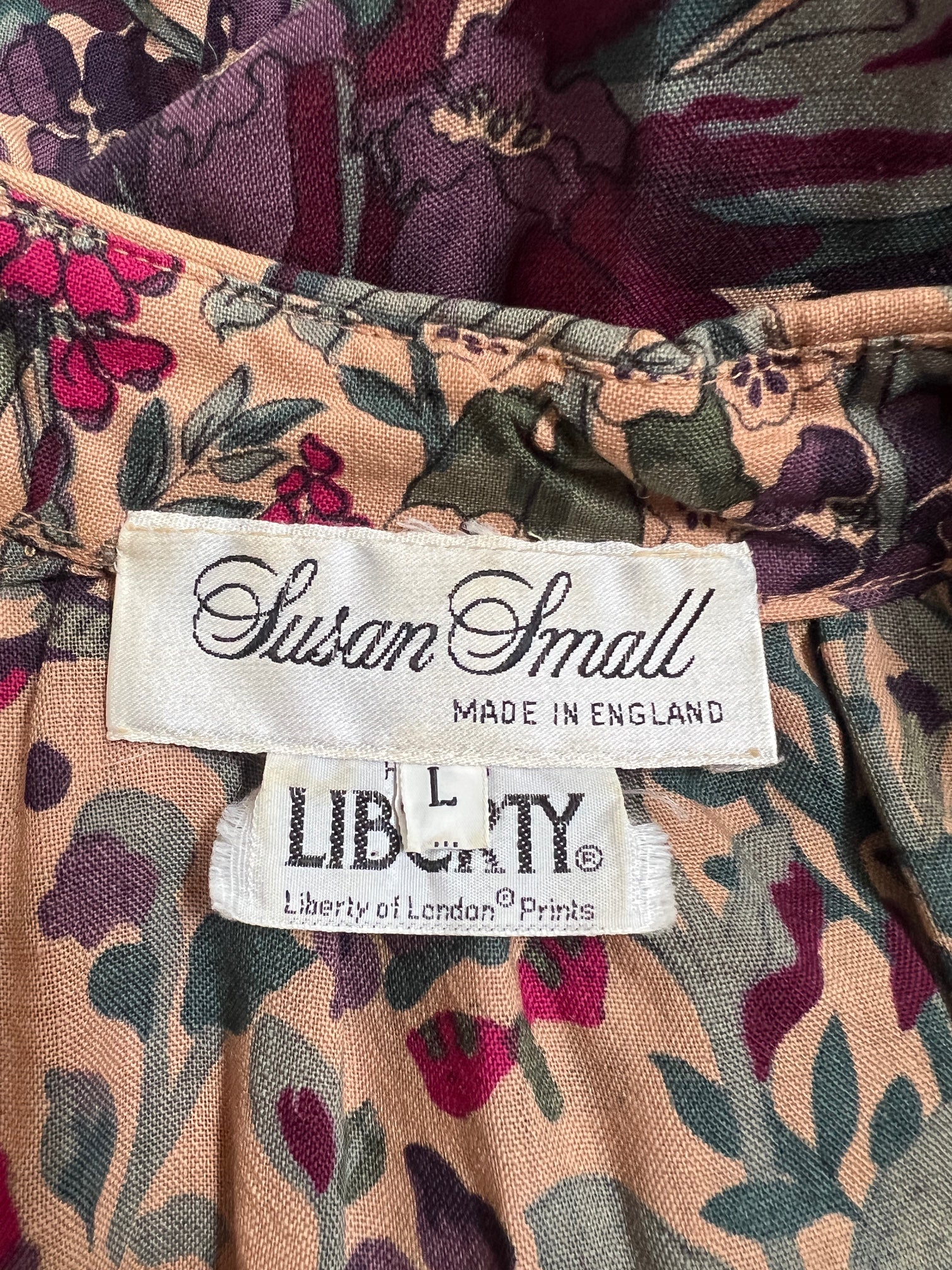 1980s Susan Small for Liberty Beige Purple Green Wool Dress - Image 10