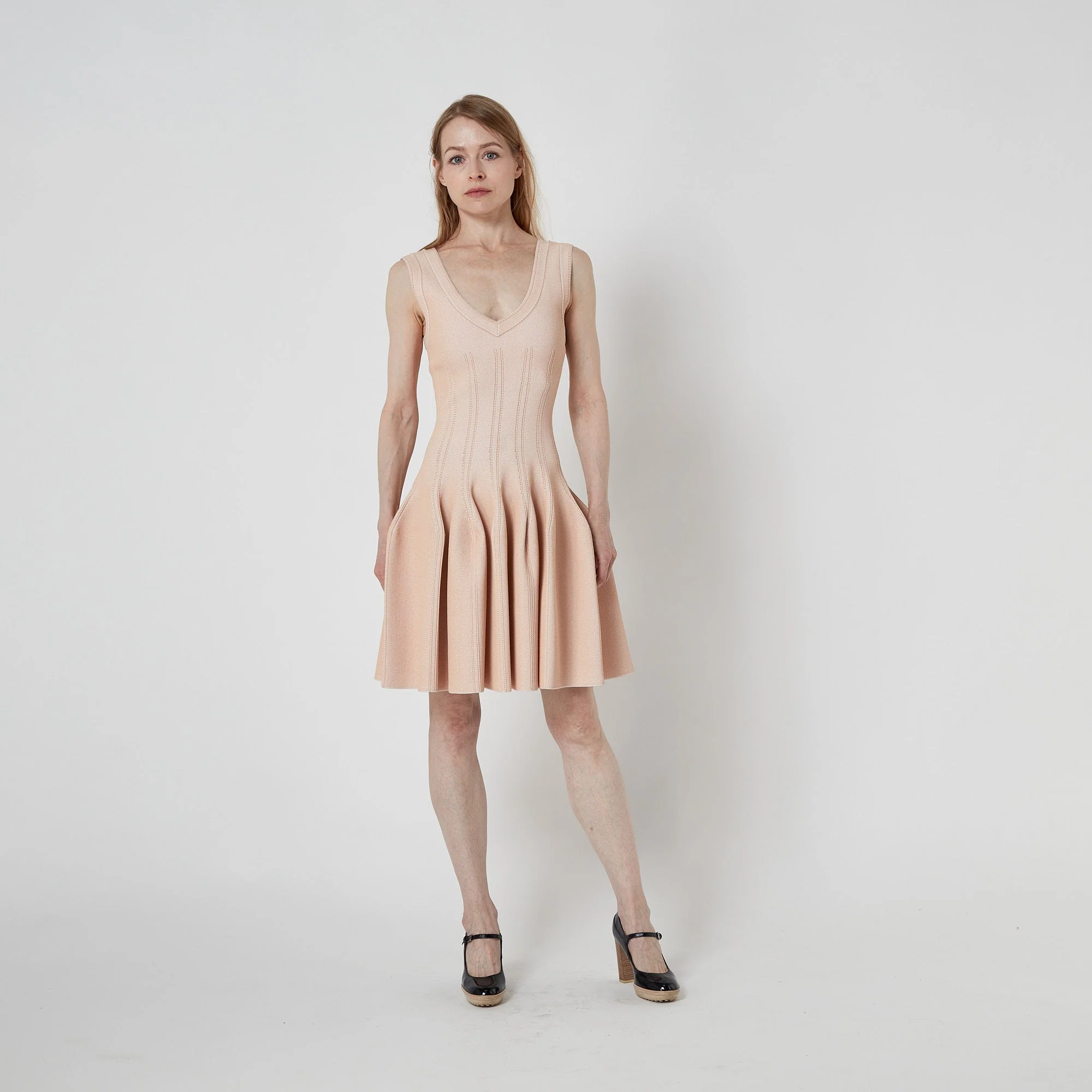 2013 Alaia Peachy Pink Knit Sculptural Skater Dress - Image 6