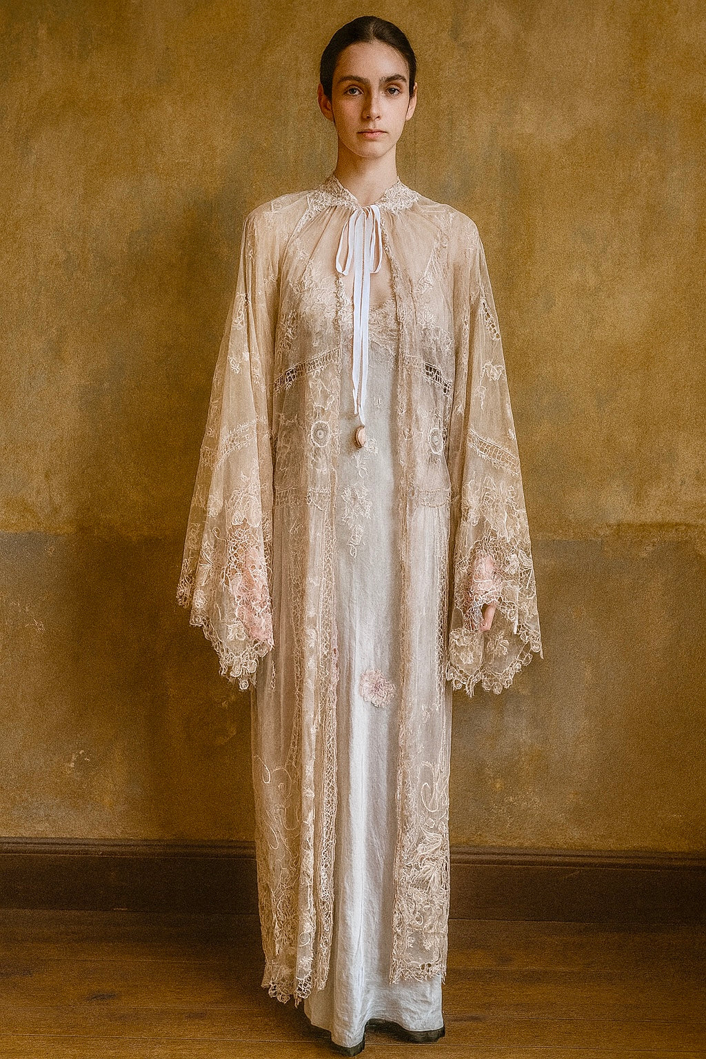 Bailey, original 30s French cream lace coat - Image 4