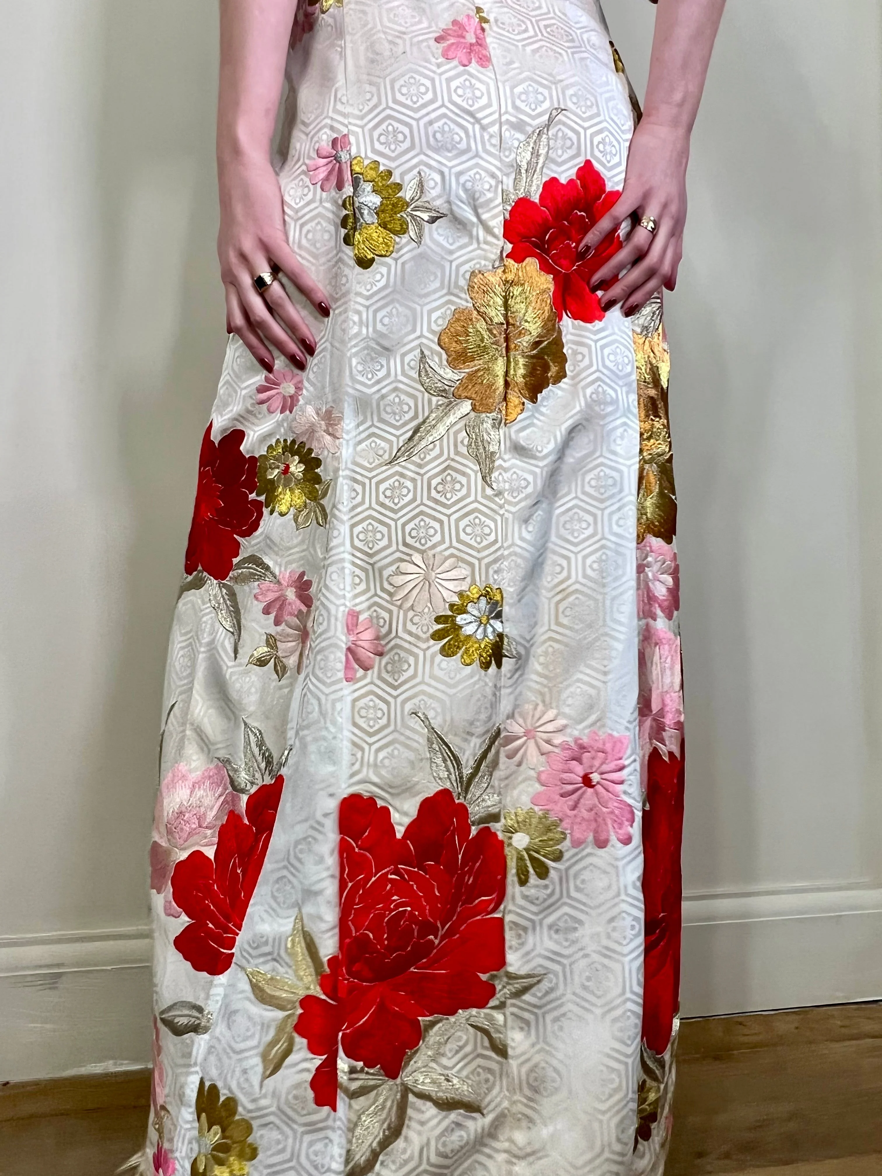 Birdie, Antique kimono embroidered gown - Image 24