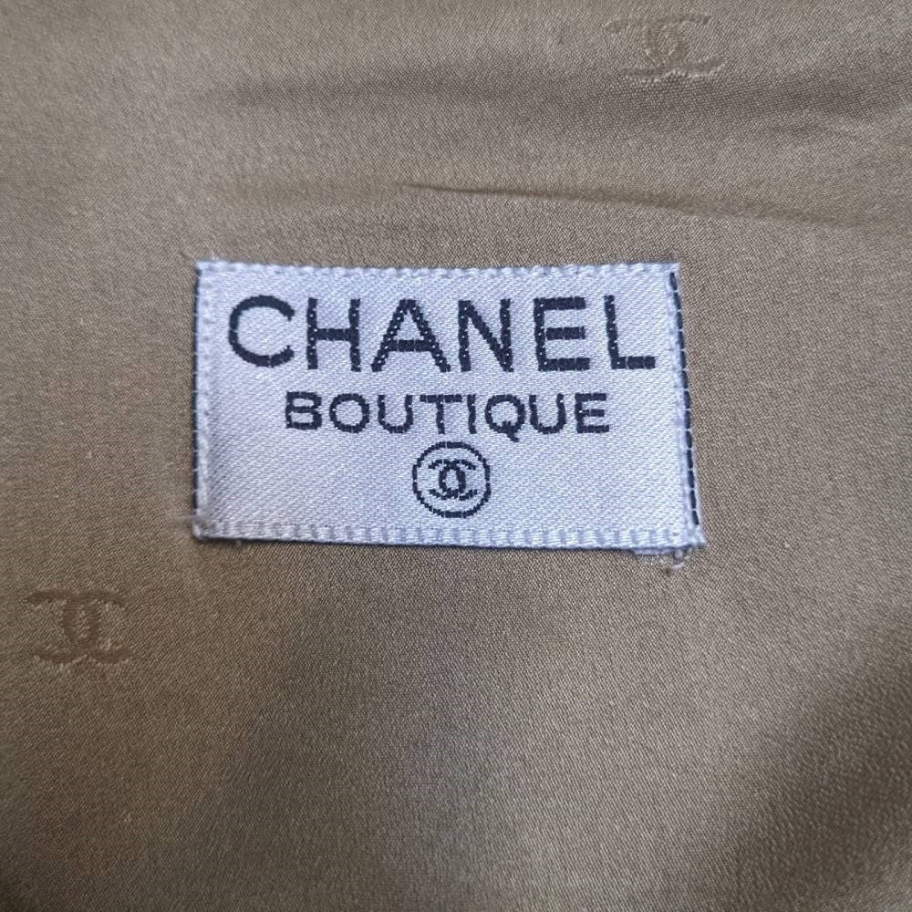 Chanel Beige Bouclé Wool Miniskirt - '90s - Image 138