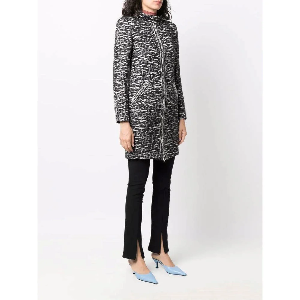 Chanel Black and White Wool Coat - 2010s - Image 231