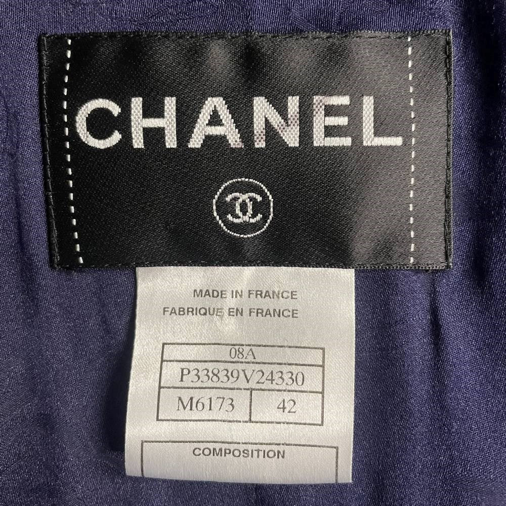 Chanel Blue Herringbone Wool Jacket - 2000s - Image 10