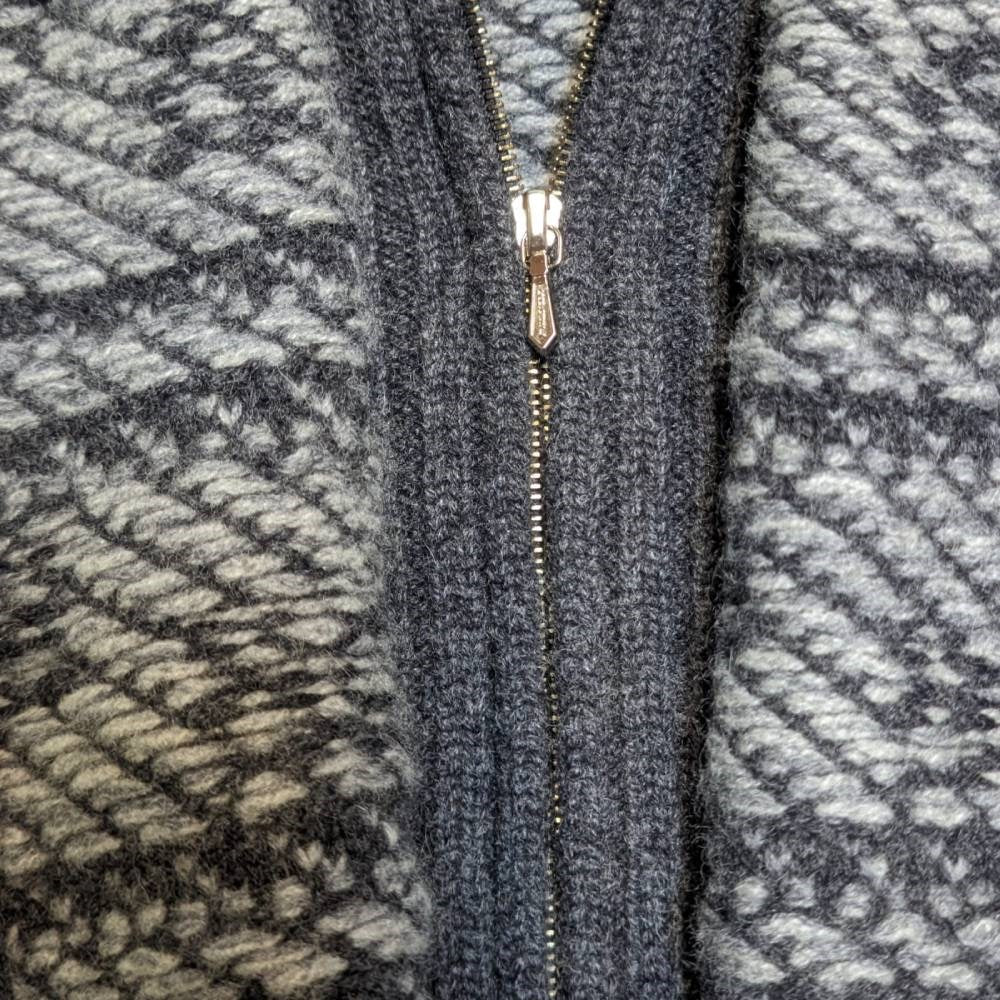 Chanel Dark Grey Cashmere Cardigan - 2000s - Image 220