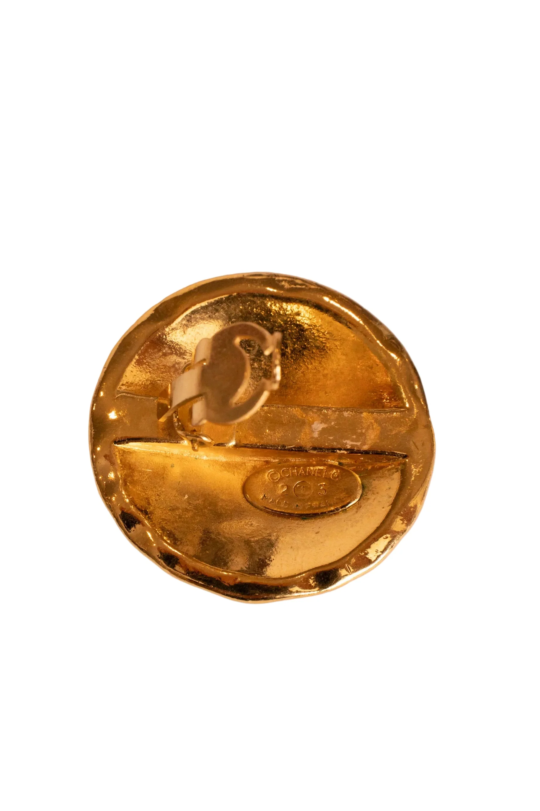 Chanel Quilted Gold Earrings - Image 4