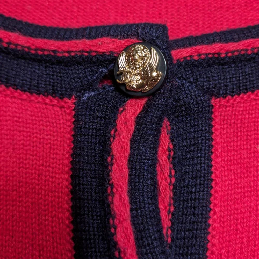 Chanel Red Cashmere Cardigan - 2010s - Image 163