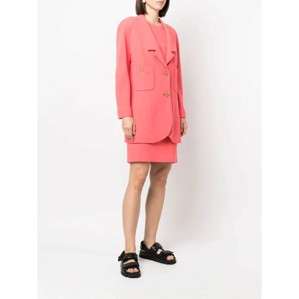 Chanel Salmon Pink Wool Dress Suit - '80s - Image 39