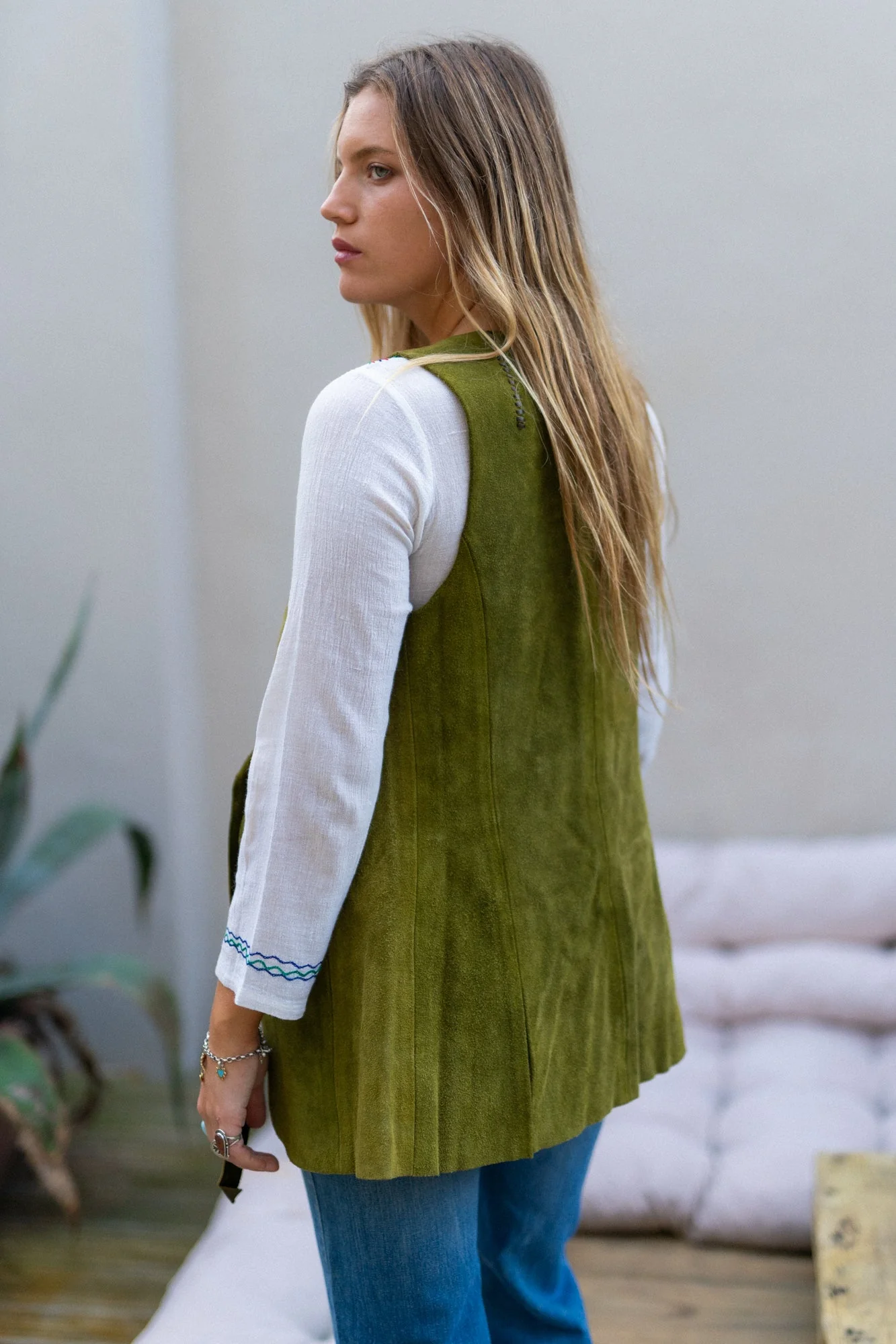CHAR SUEDE VEST - Image 20