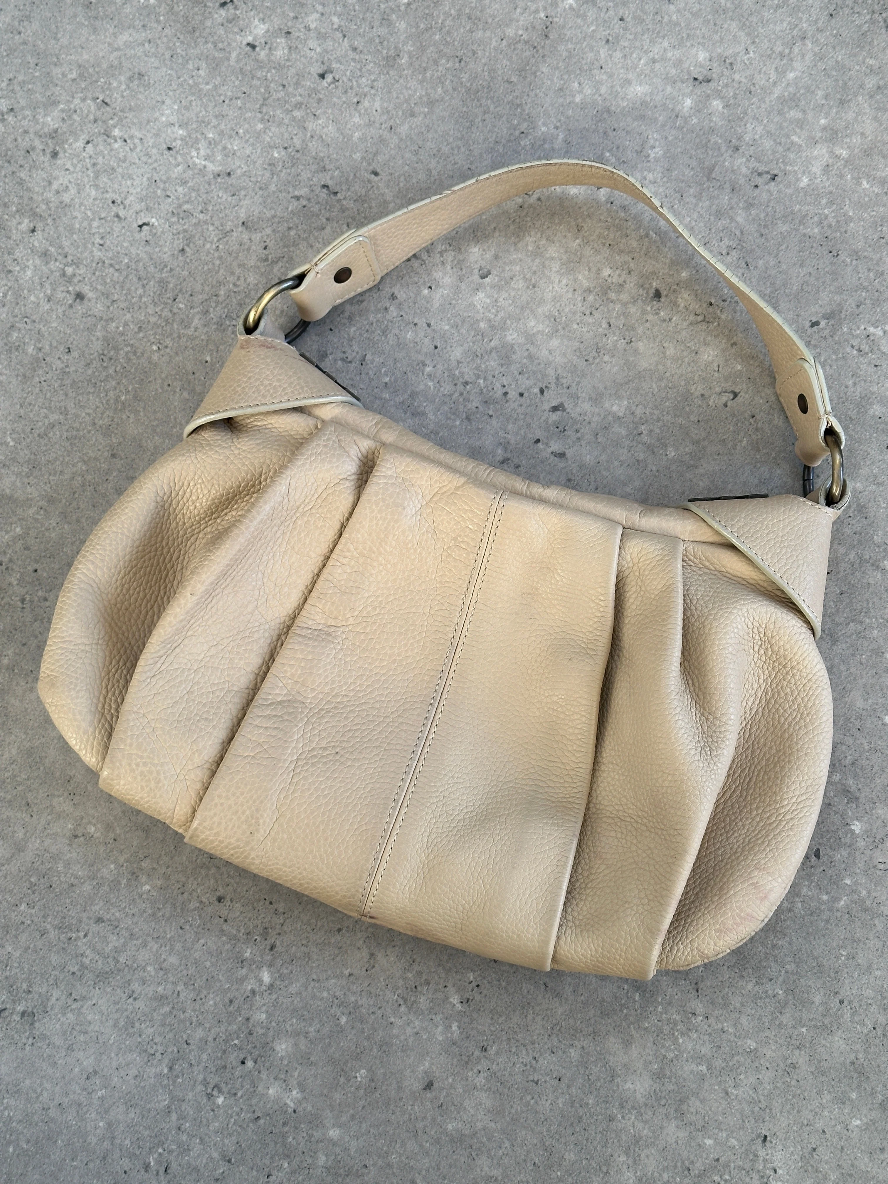 Emporio Armani 2000s Leather Pleated Shoulder Bag - Image 22