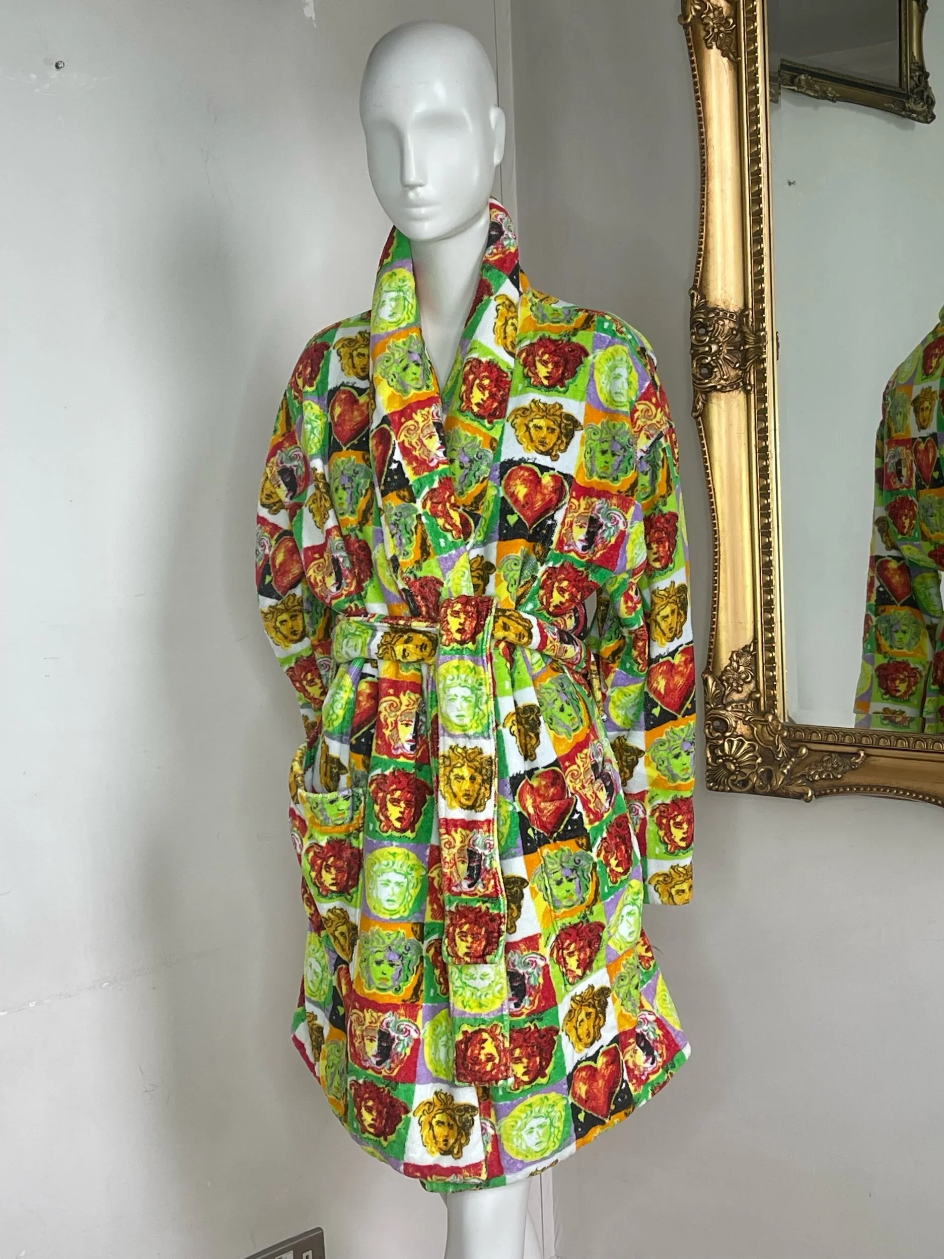 Gianni Versace pop art toweling robe 1990's - Image 7