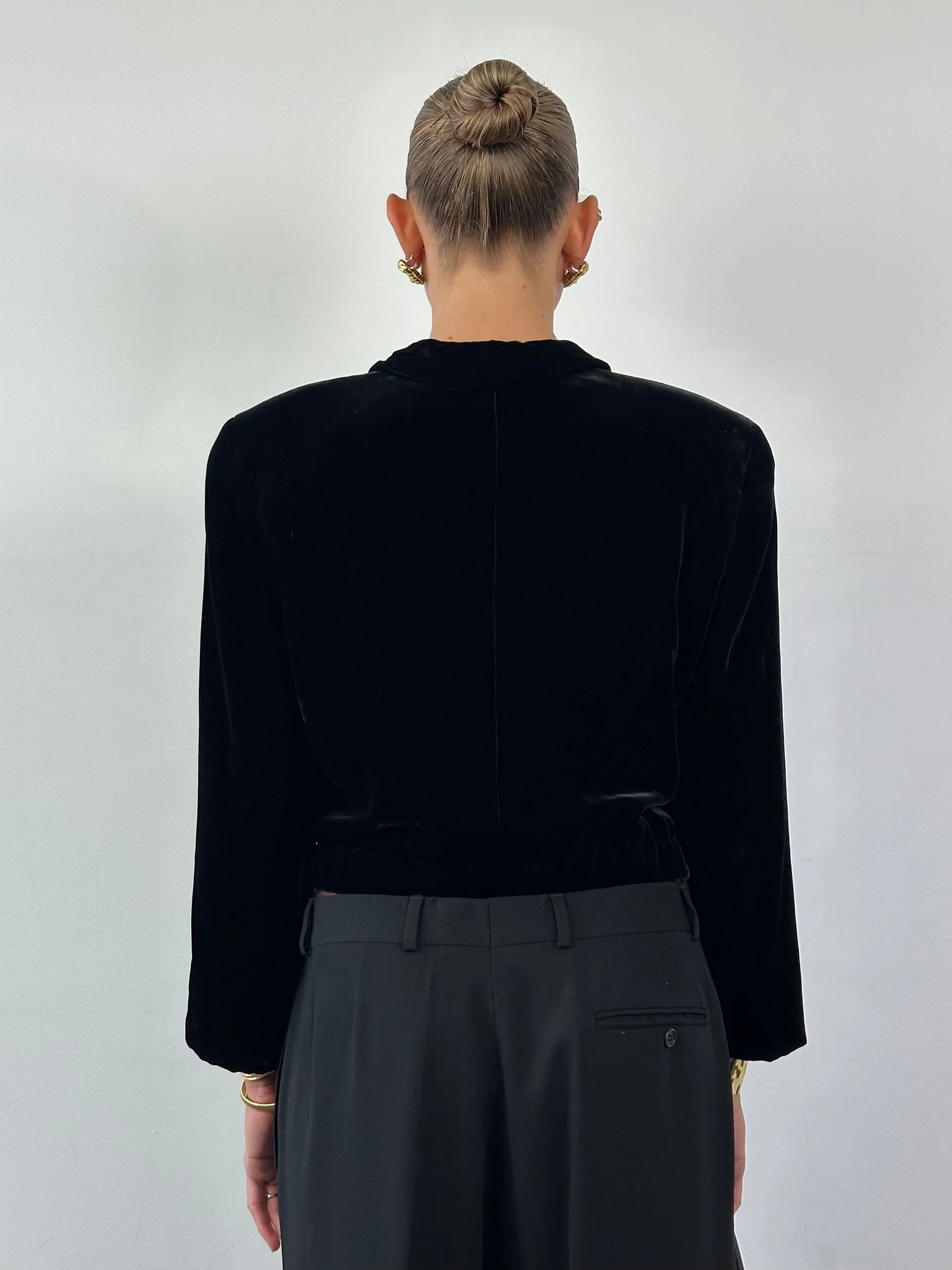 Giorgio Armani 1980s Black Label Velvet Cropped Blazer - S - Image 10