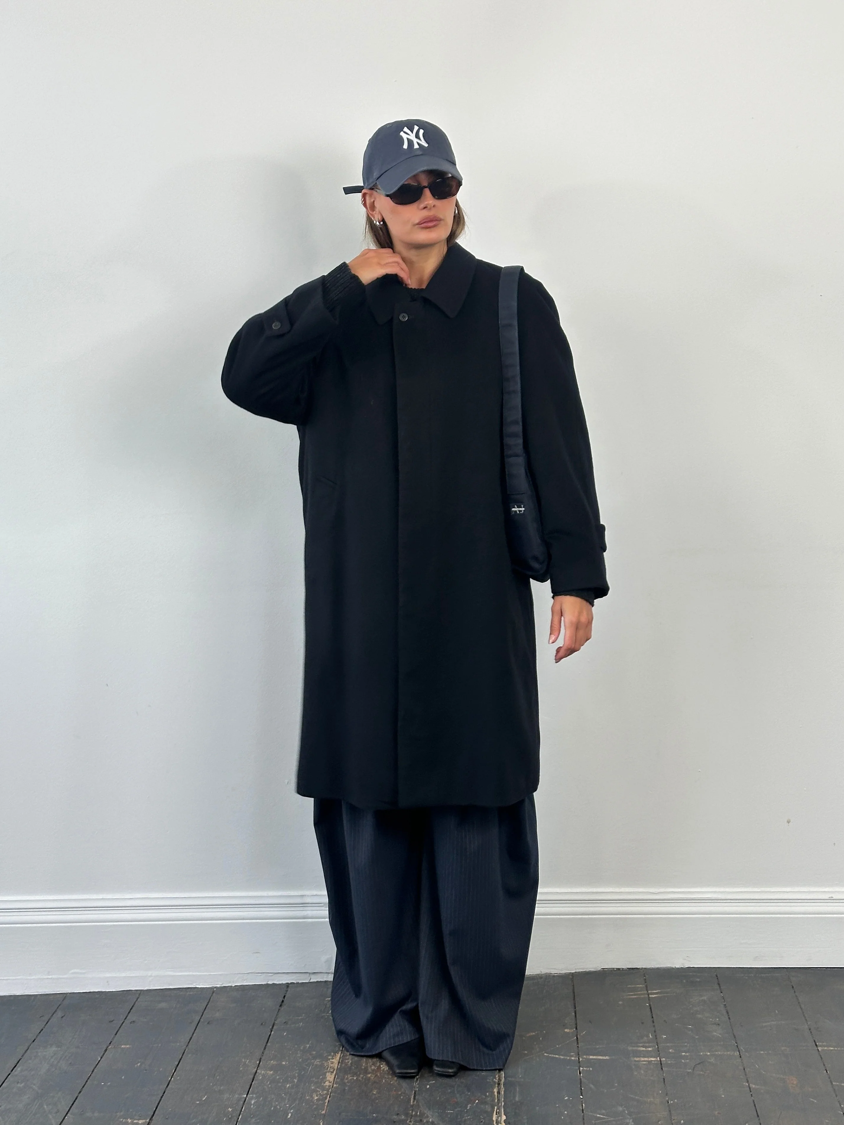 Givenchy 1990s Pure Wool Concealed Placket Coat - XL - Image 28
