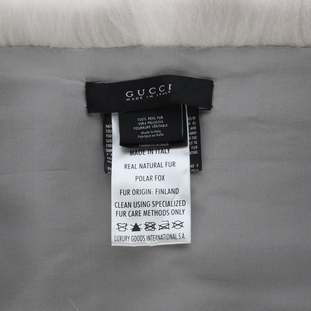 Gucci Polar Fox Fur Stole - 2000s - Image 24