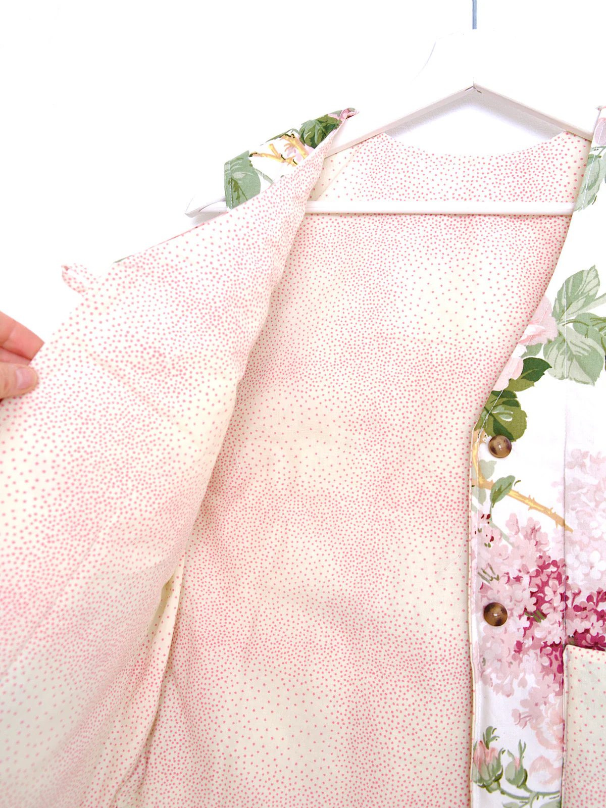 Handcrafted waistcoat with vintage fabric - Image 9