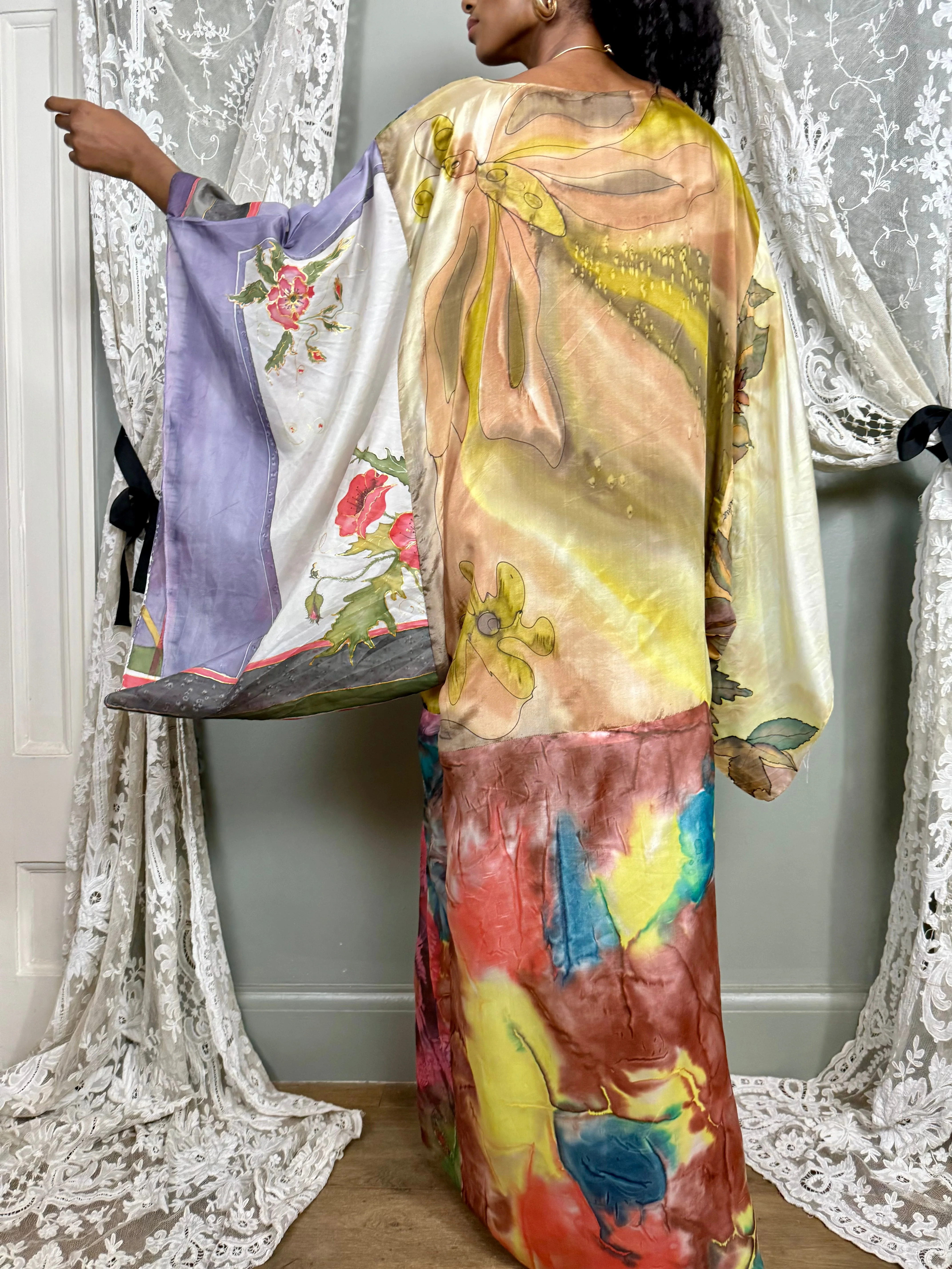 Hoda, 70s hand painted silk kaftan - Image 11
