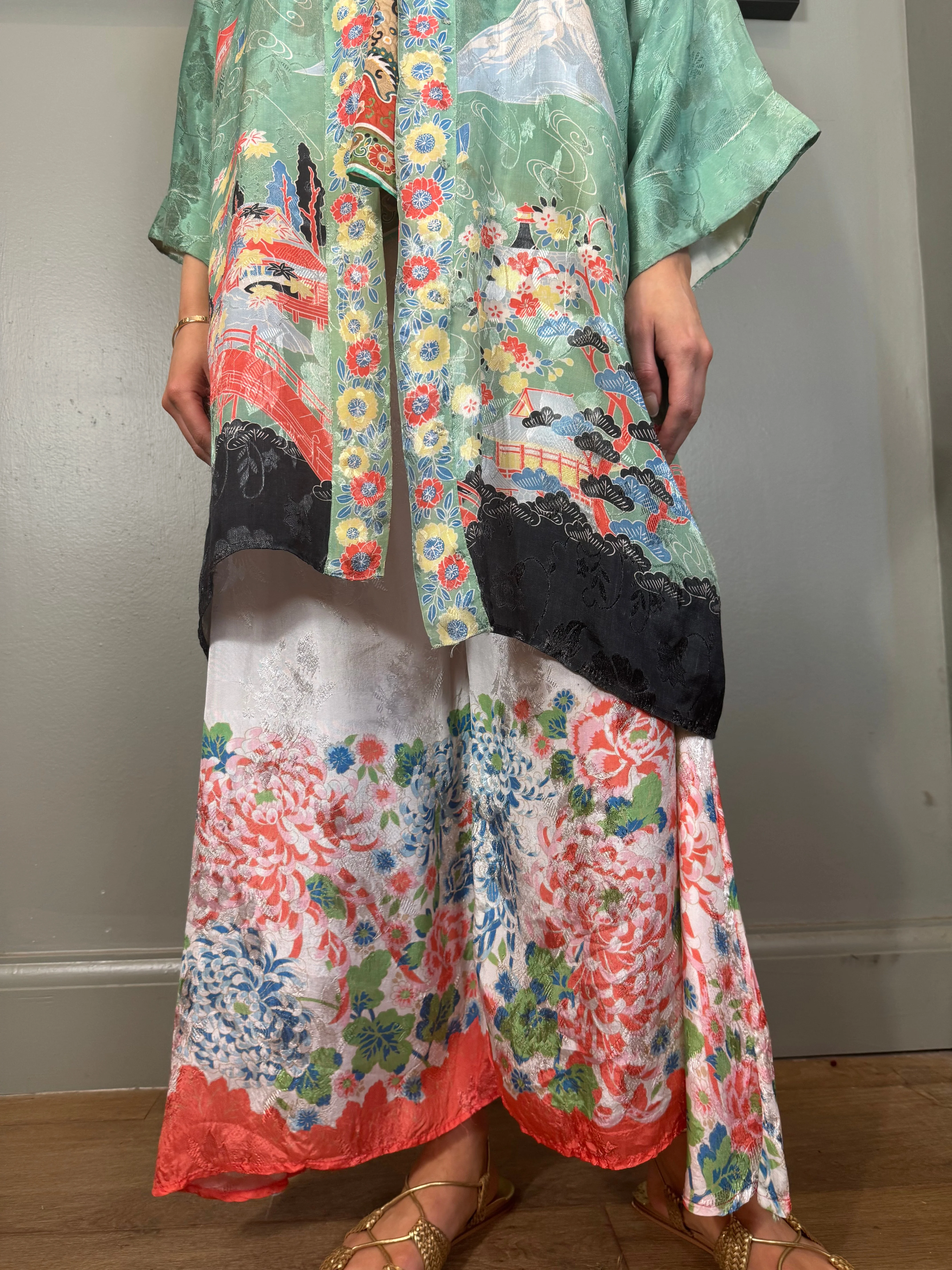Kate, 30s pongee silk damask robe - Image 9