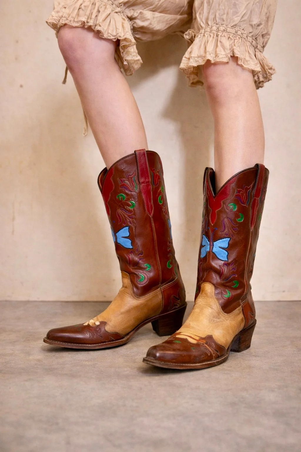 Marfa, original 70s tooled hand painted cowboy boots - Image 17