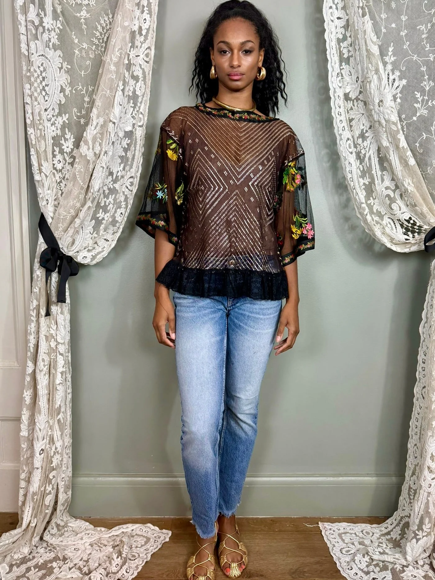 Morgana, Assuit and Edwardian floral top - Image 11