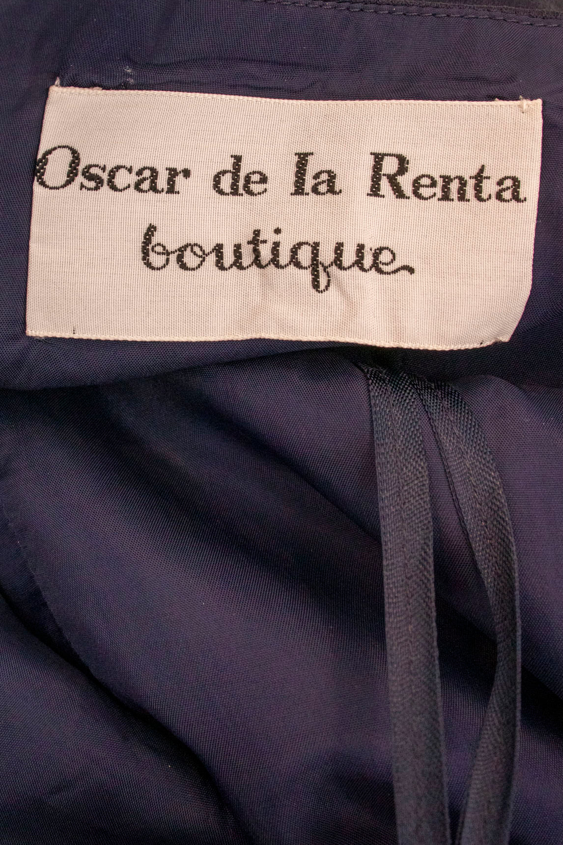 Oscar de la Renta Blue Velvet Dress - Image 42
