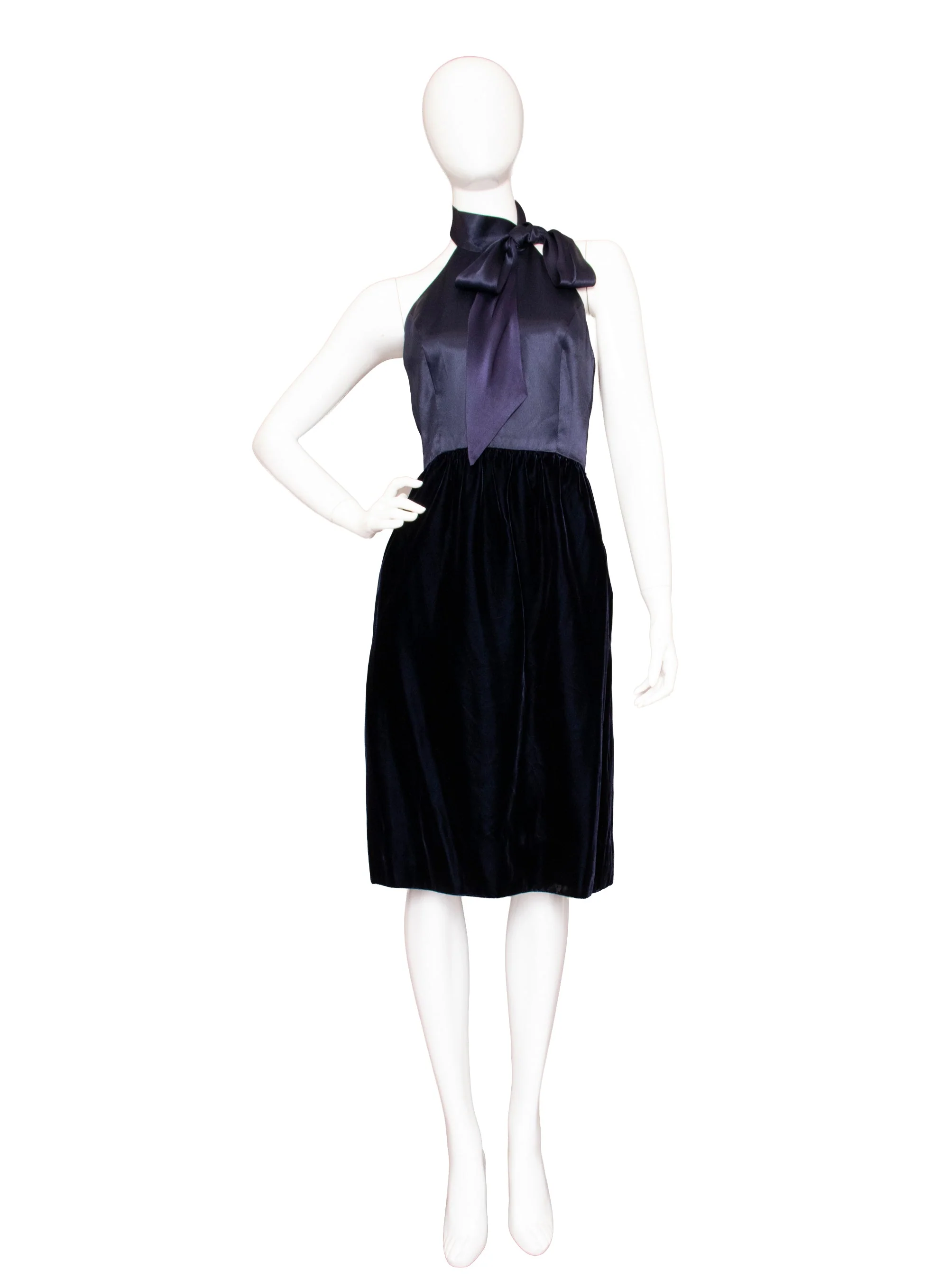 Oscar de la Renta Blue Velvet Dress - Image 43