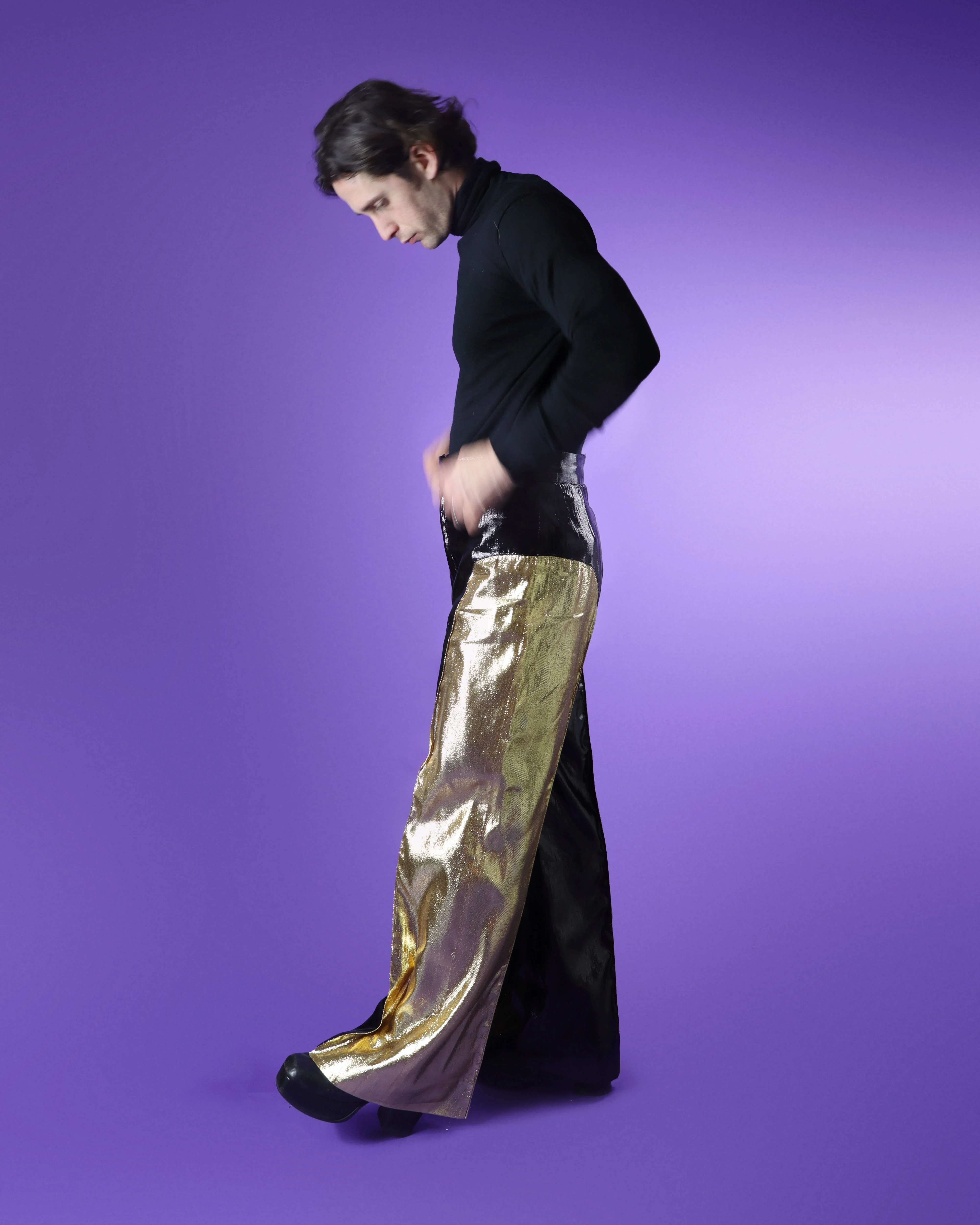 RARE DEADSTOCK Vintage 1970s Gold and Black Lurex Lamé Glam Rock Disco Flares - Image 60