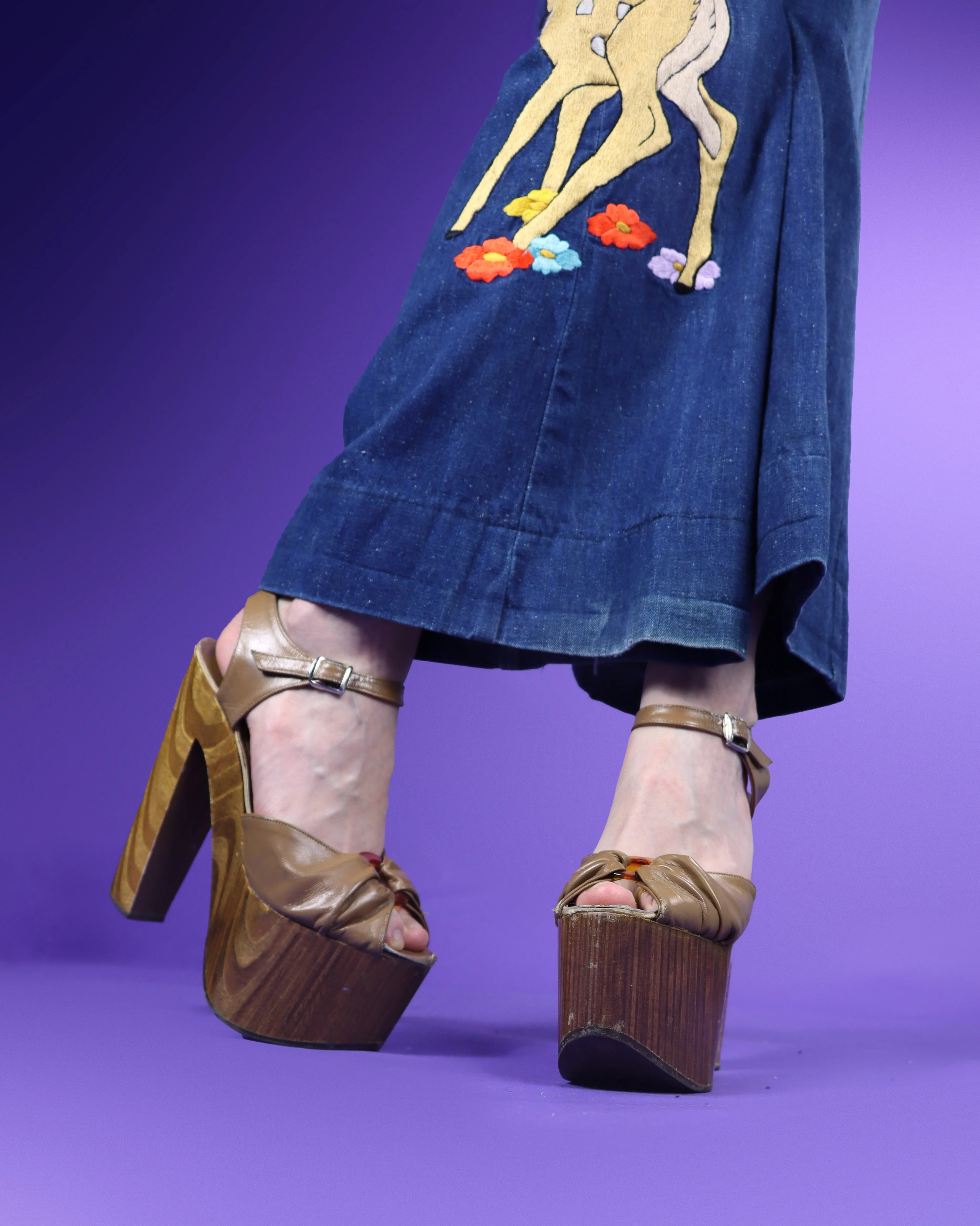Vintage 1970s Goody Two Shoes Platform Shoes - Image 202