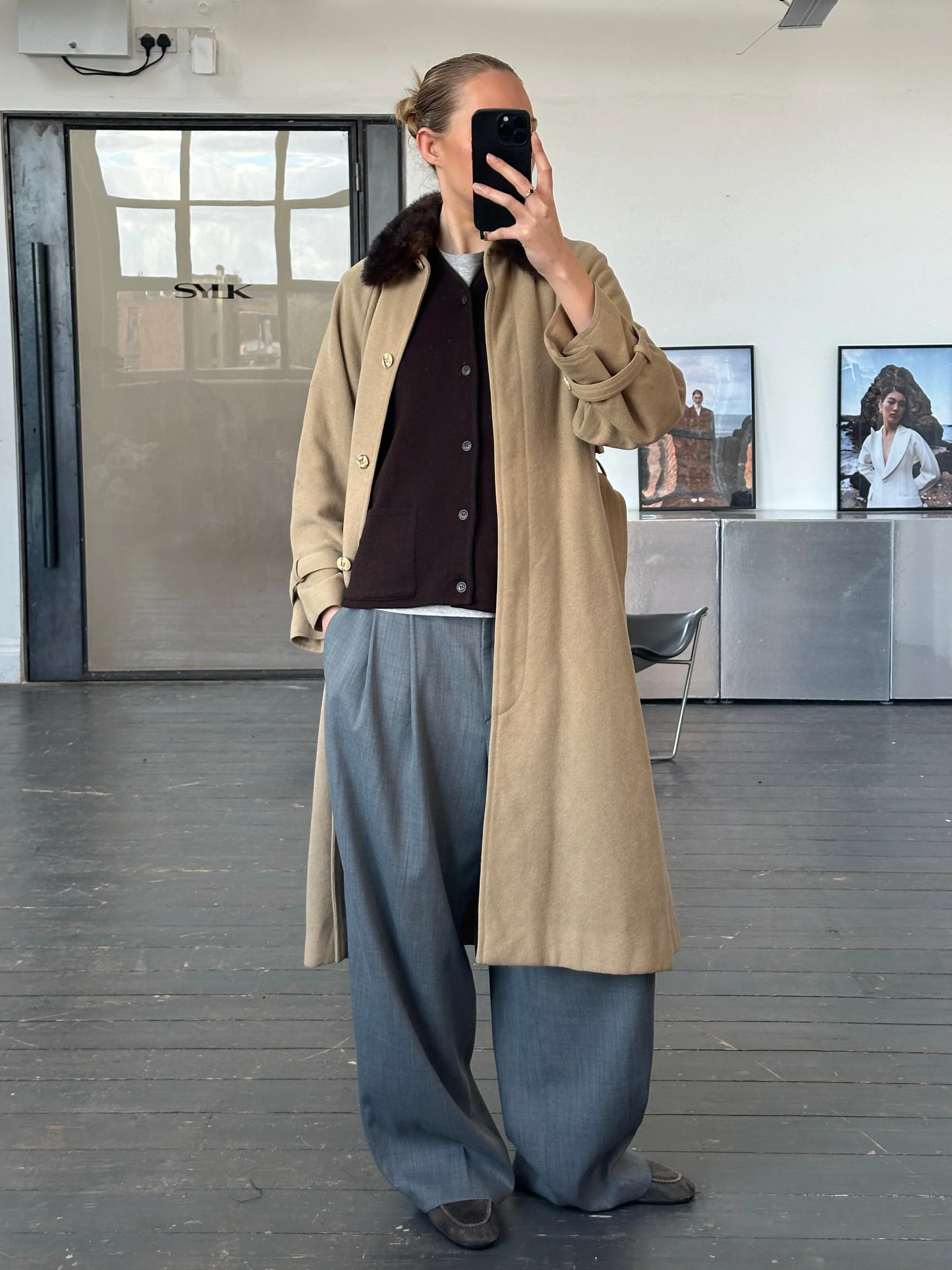 Vintage 1980s Wool Double Faced Fur Collar Belted Coat - S - Image 24