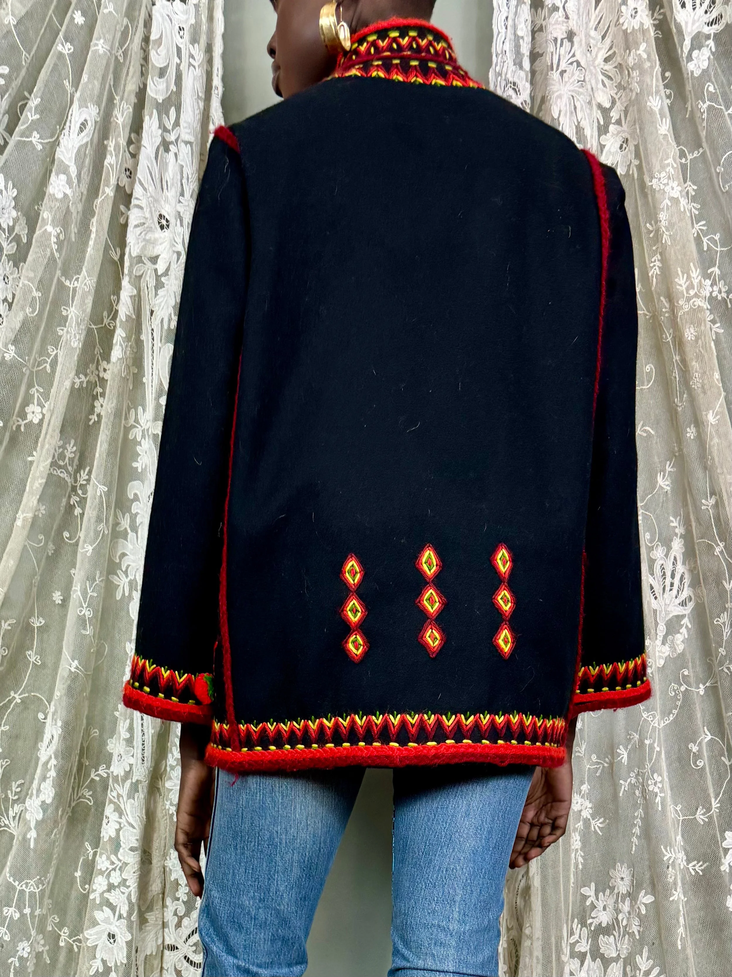 Vista, Guatemalan 70s embroidered jacket - Image 28